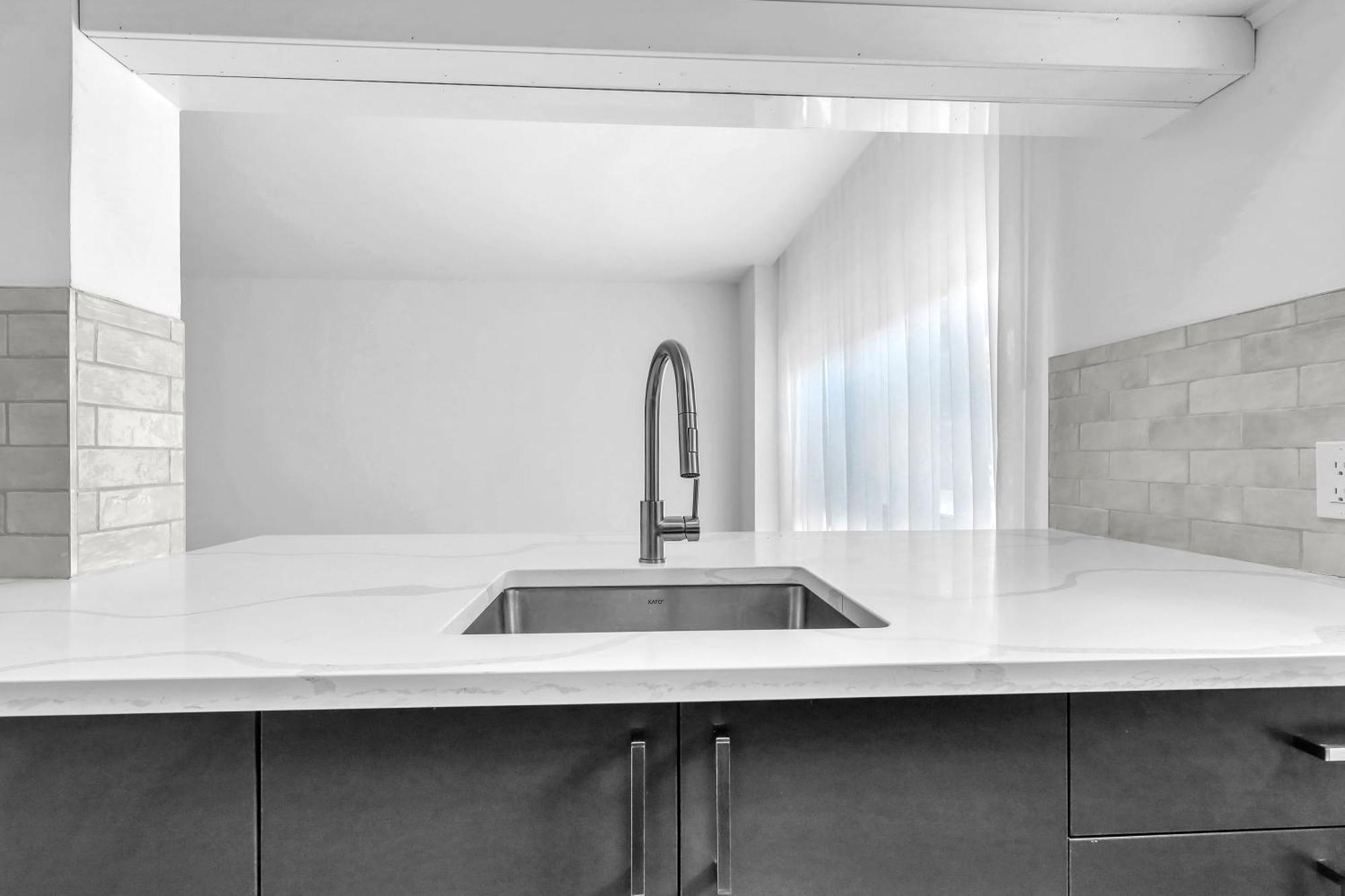 Apartment Westmount Place Montreal